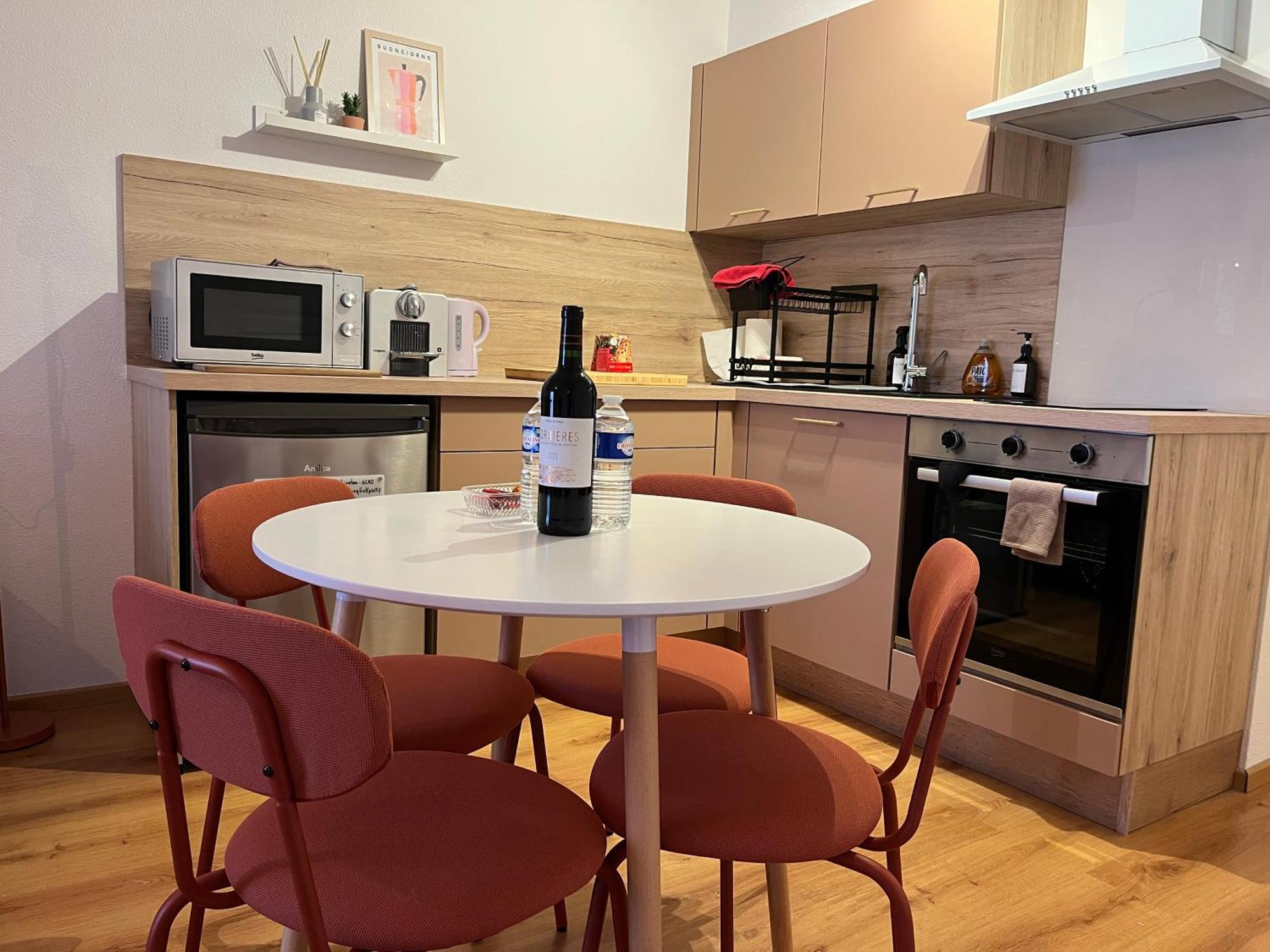 St Dominique - T2 Cosy Avec Parking Appartement